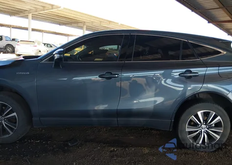 2021 Toyota Venza Le из США, поврежденный, VIN JTEAAAAH2MJ019706